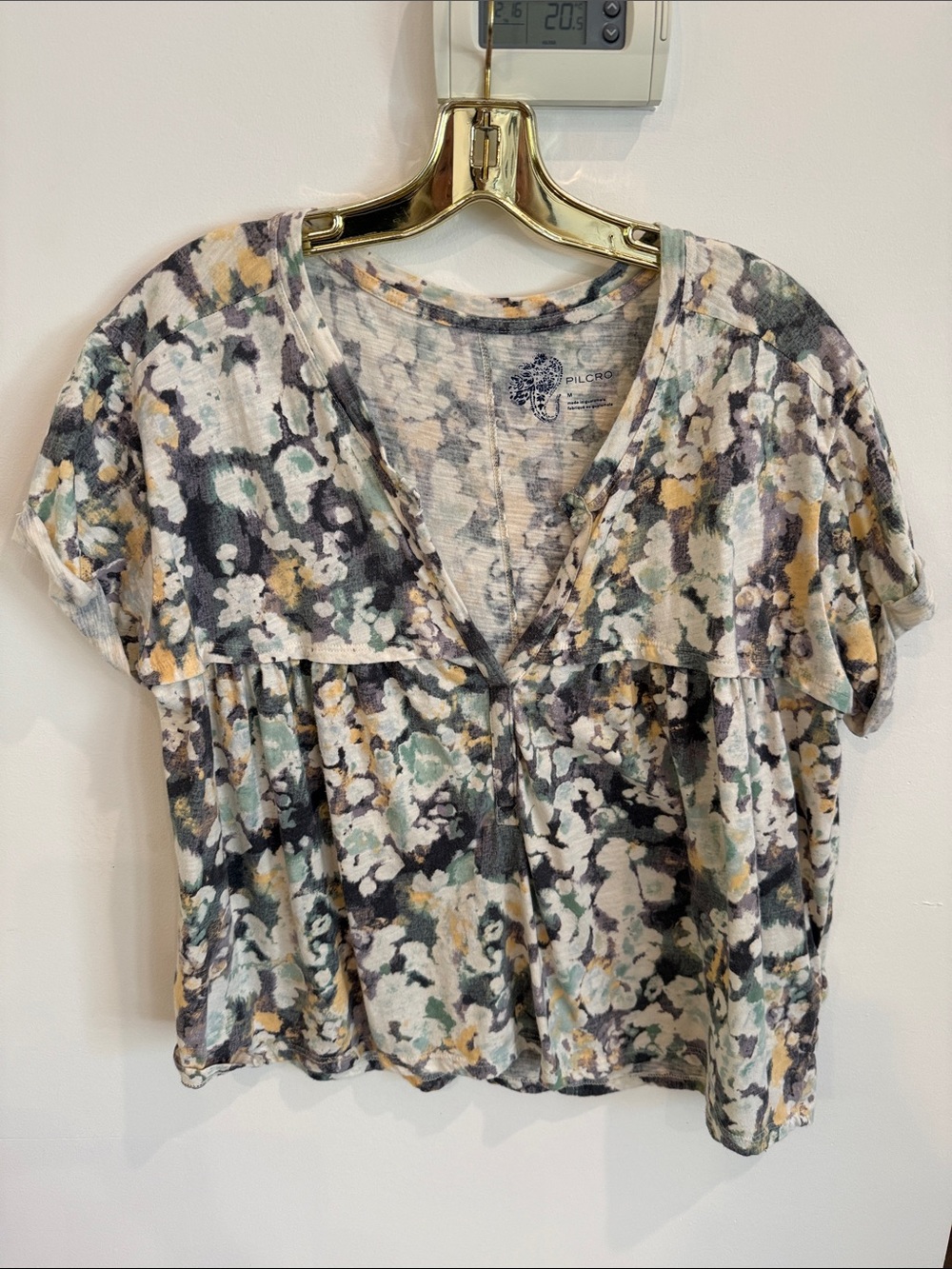 Pilcro by Anthropologie Cropped Print Tee Top